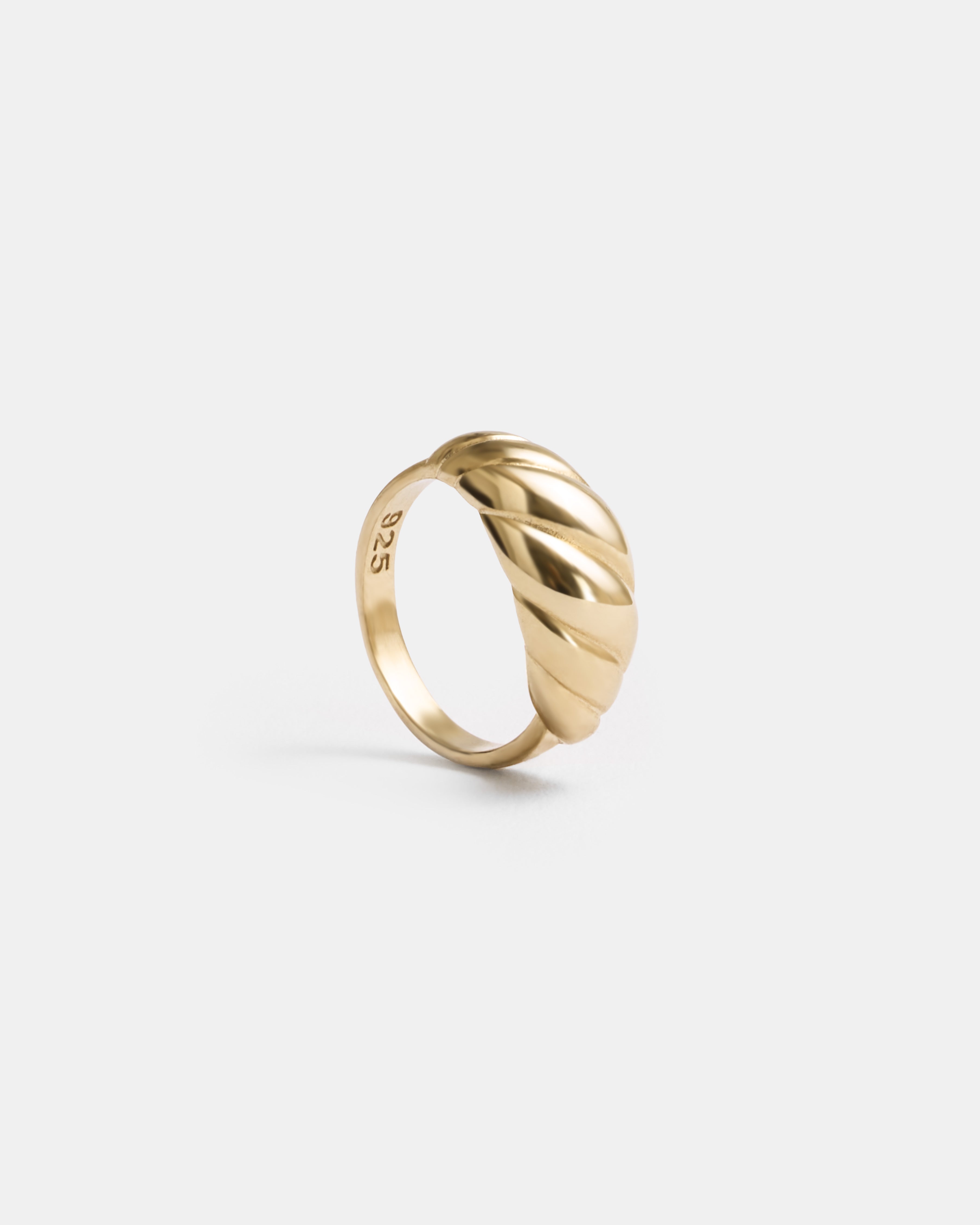 TWIST RING