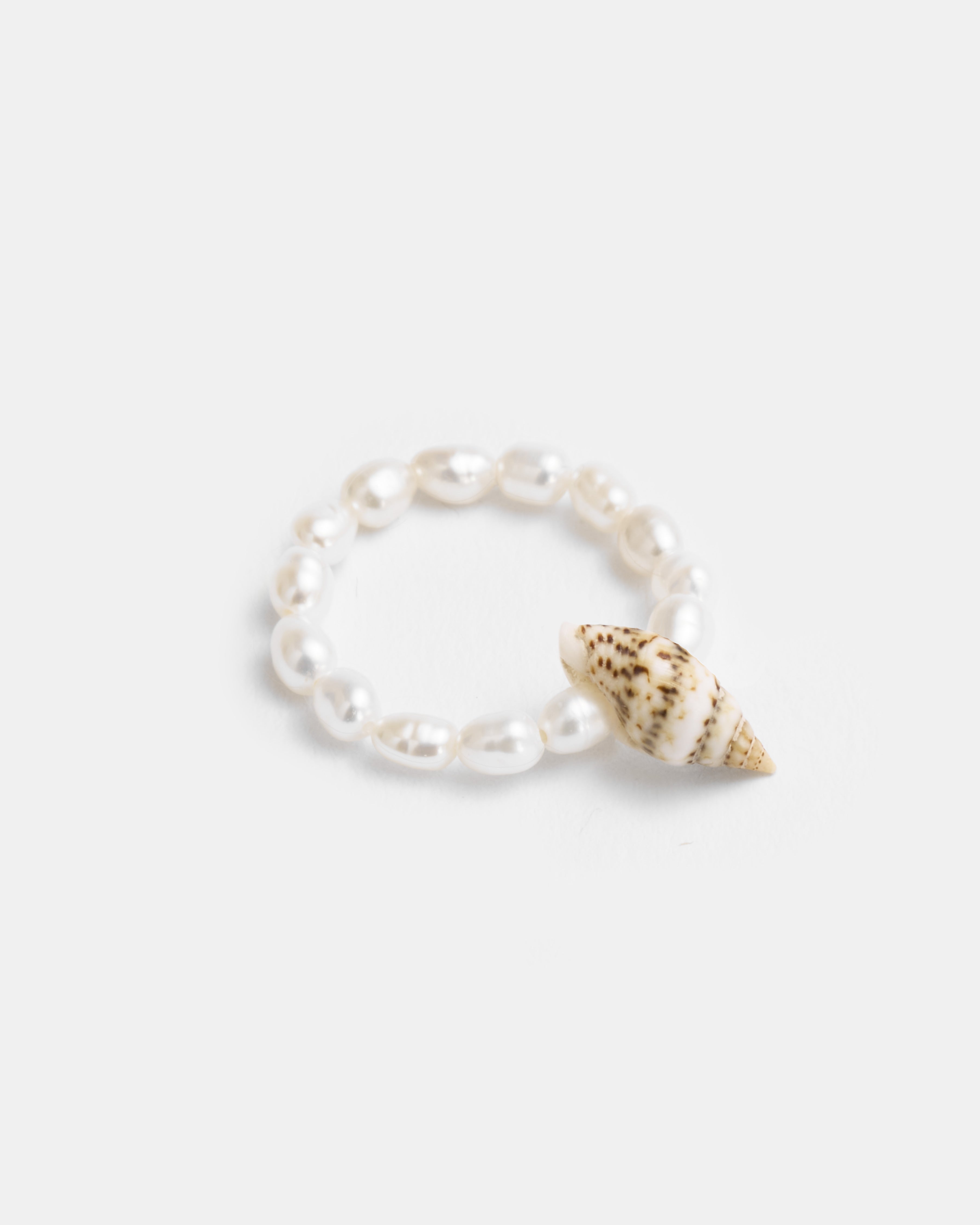 Shell Pearl Ring