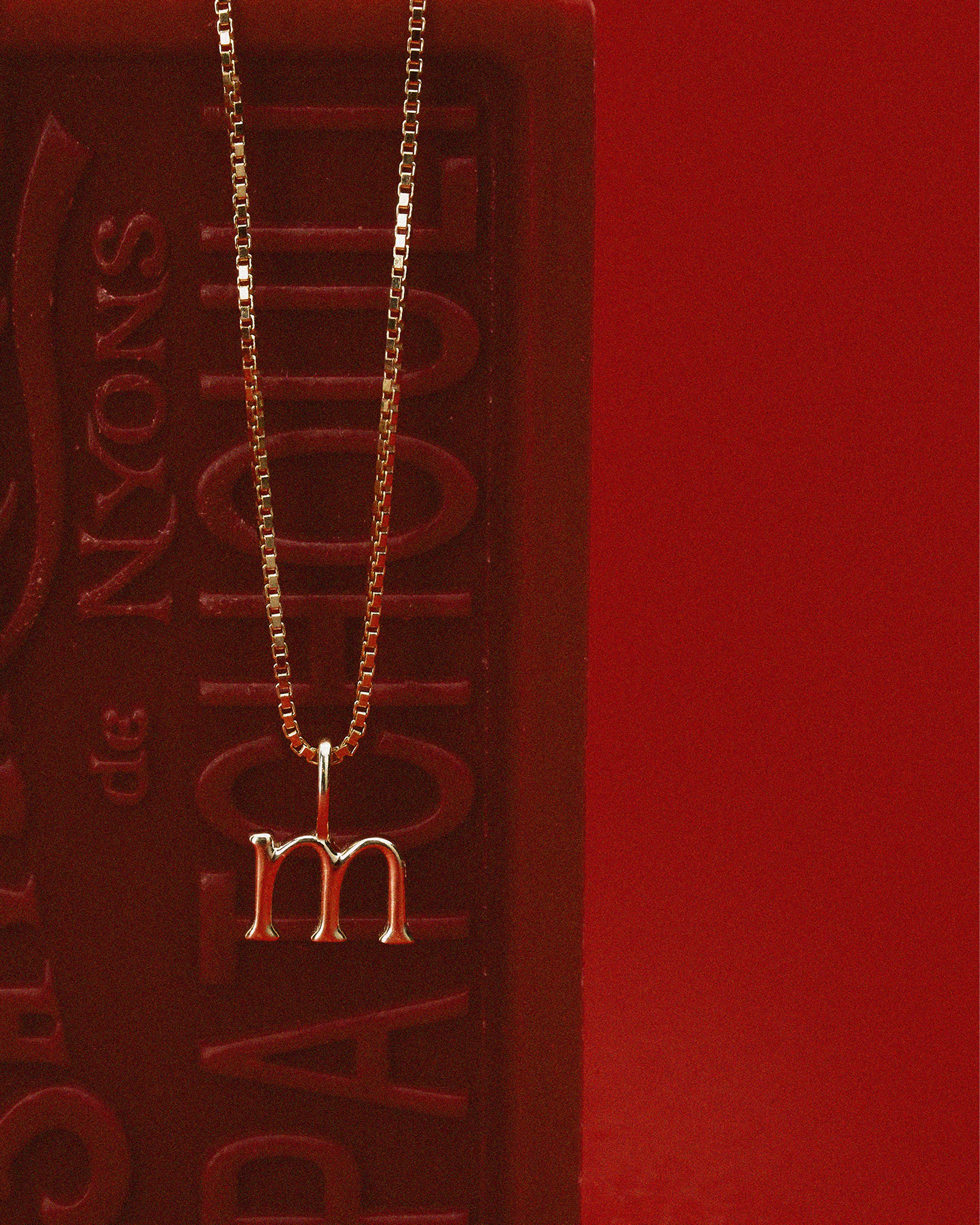 THE AUTHENTIC Necklace